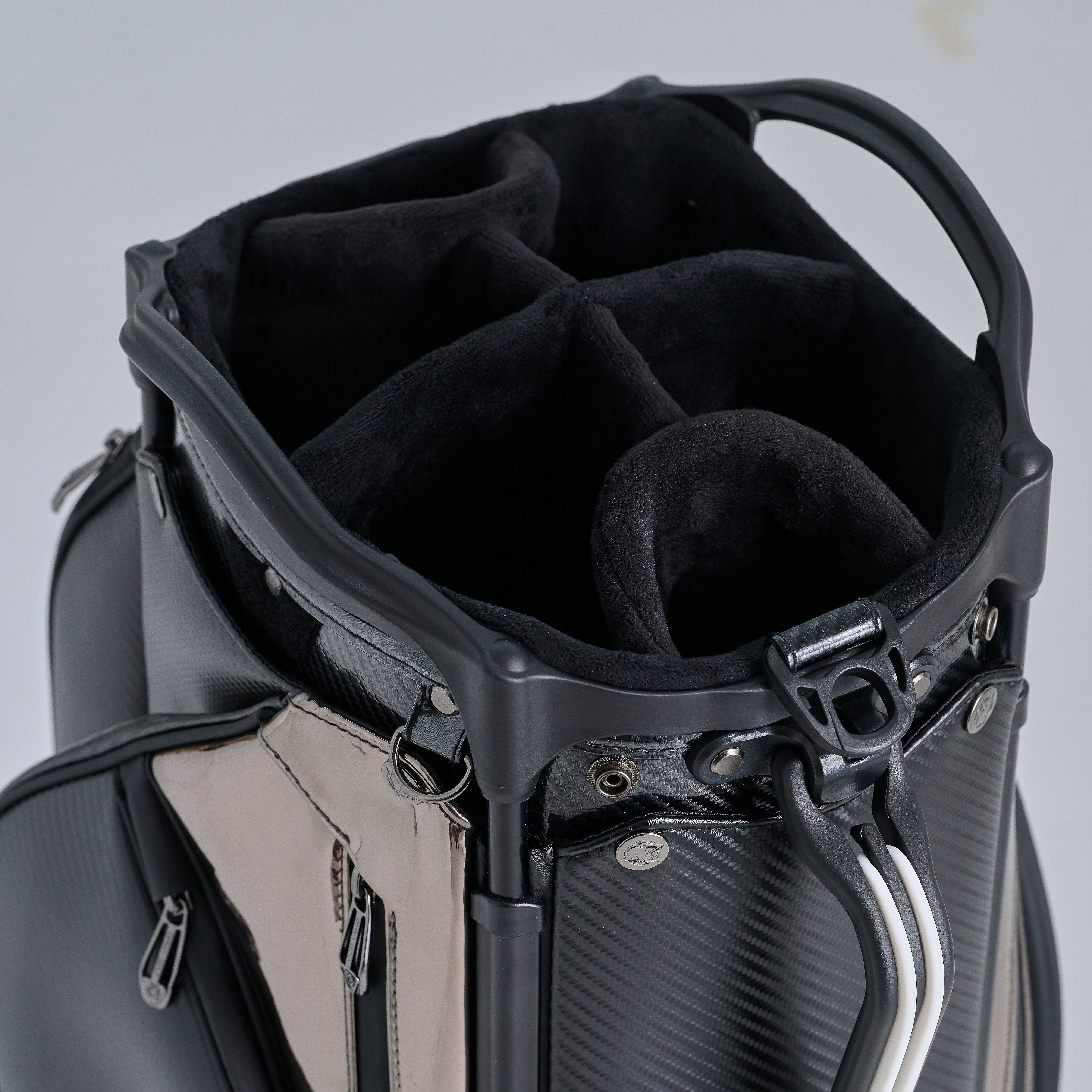 WHITE RANGER – OMNIX GOLF